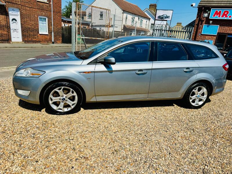 FORD MONDEO